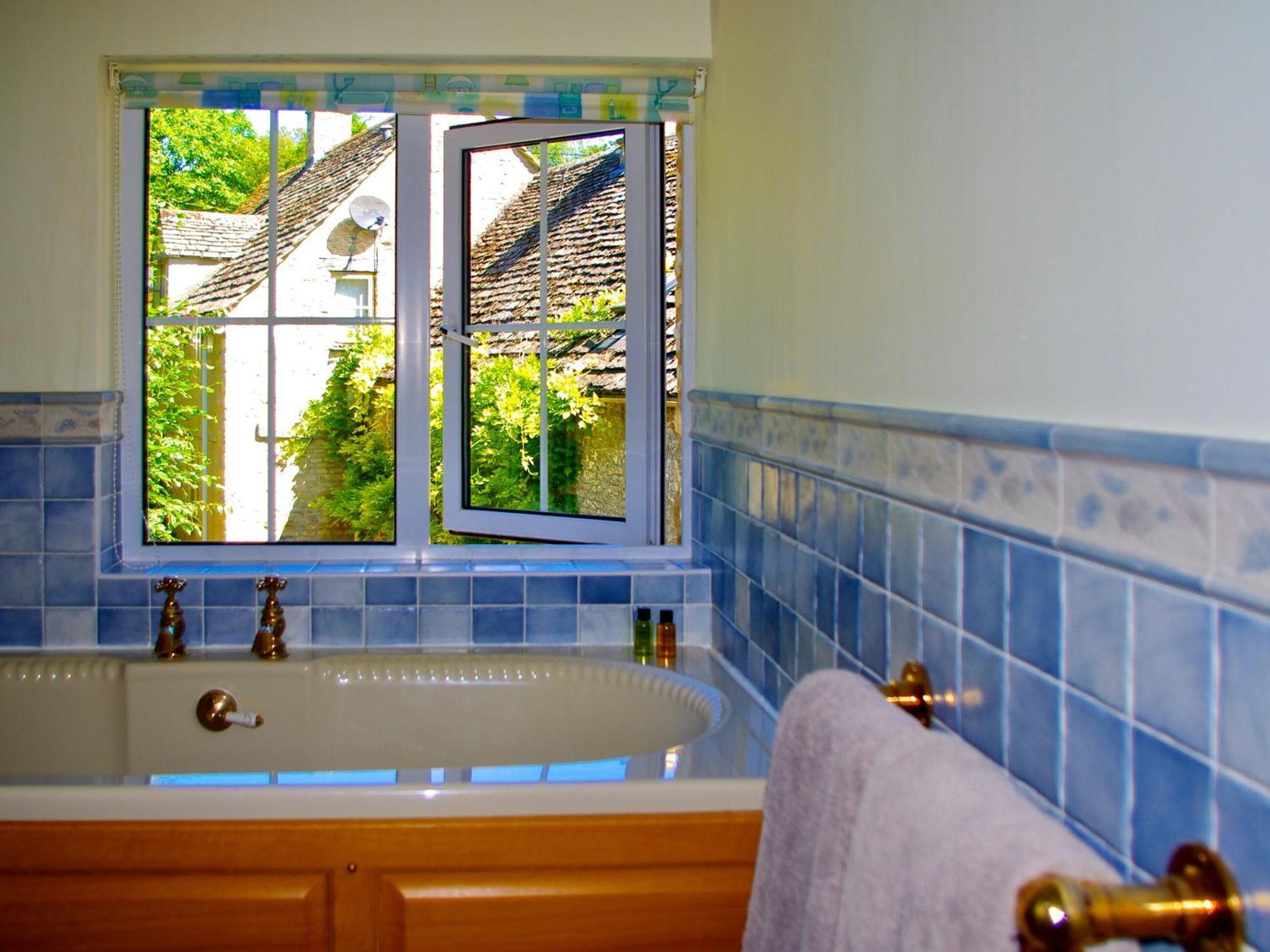 Chedworth Ivy Cottage מראה חיצוני תמונה